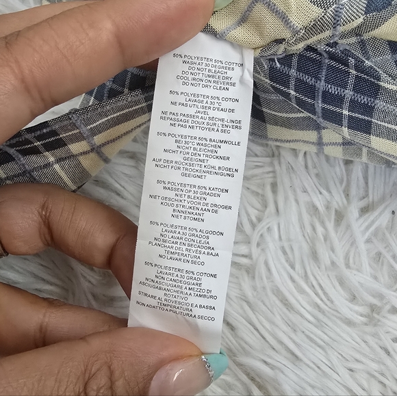 Nastygal NWT Blue Plaid Cropped Tie Button Up Top 10 - Picture 6 of 10